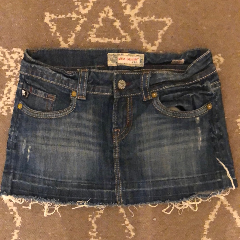 MEK MINI SKIRT!! ♥️